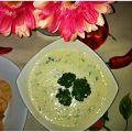 Raita de pepino y cilantro