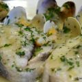 Merluza en Salsa Verde con Almejas