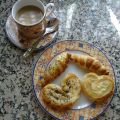Palmeras y croasanes de hojaldre