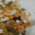 ENSALADA DE LACITOS CON CRUJIENTE DE BACALAO