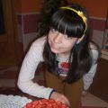 Tarta de chocolate blanco y fresas para mi hija[...]