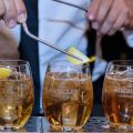 2 cócteles de whisky para estas fiestas