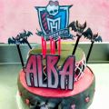 Draculaura Cake