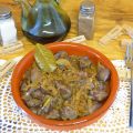 HIGADITOS DE POLLO ENCEBOLLADOS