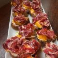 MONTADITO DE MANGO Y JAMON