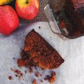 Bizcocho especiado con nueces, manzana y[...]