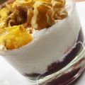Yogur y queso batido con nueces
