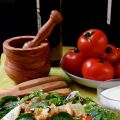 Ensalada con queso y majado de frutos secos a[...]