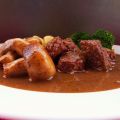 RAGOUT DE TERNERA EN SALSA DE CHOCOLATE Y[...]