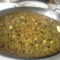 Paella de sepia y verdura.