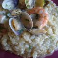 Risotto marinero con almejas y langostinos