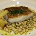 CRUJIENTE DE BACALAO CON JUDÍAS EN SALSA VERDE