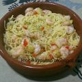 Pasta con gambas al ajo