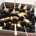 Aperitivo facilísimo: Aceitunas negras aliñadas