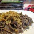 VIRUTAS DE PASTA CON QUORN AL AGLIO, OLIO E[...]
