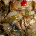 CHAMPIÑONES CON VERDURAS PICANTES