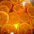 Naranjas o mandarinas confitadas.