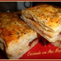 Empanada de Dátiles , jamón dulce y queso.