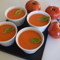 Gazpacho de Tomates con Albahaca
