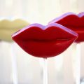 Crunchy Kiss pops