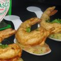 LANGOSTINOS EN TEMPURA CON PLATAMOLE PICANTE
