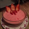 Bavaroise de frutilla con fruta natural