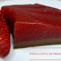 Panna cotta de fresas y chocolate
