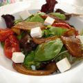 ENSALADA CON PERAS CARAMELIZADAS,TOMATE Y QUESO[...]