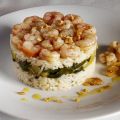 Timbal de arroz basmati con verduras y gambas[...]