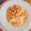 TAGLIATELLE DI MAIS CON SALMONE E PATATE NOVELLE