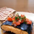 CRUJIENTE DE ALGAS Y TOFU CON TARTAR DE TOMATE[...]