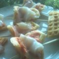 Gofres salados con salmorejo y bacalao ahumado
