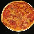 PIZZA TUMACA (MASA FINA CASERA)