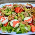 Ensalada Completa de Fresas, Aguacate y Queso[...]