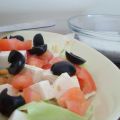 Ensalada Griega con salsa de Yogurt