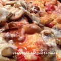 Pizza de carne y champiñon