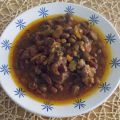 Estofado de habas con chorizo y pollo