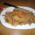 Wok de ternera con salsa de ostras y fideos[...]