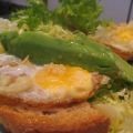 ENSALADA TEMPLADA DE ESCAROLA, AJO Y HUEVOS DE[...]