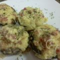 CHAMPIÑONES CON BECHAMEL RELLENOS DE CEBOLLA Y[...]