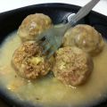 Albóndigas rellenas con salsa de brandy