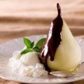 Peras a la salsa de chocolate