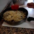 Espaguetis con filetes rusos