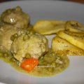Albóndigas de pollo al curry con patatas al[...]