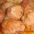 GUISO DE ALBONDIGAS CON ALMENDRAS