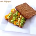 Tosta Aguacate, Tomates Cherry y Carne Vegetal