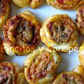 ROLLITOS DE TOMATE, QUESO Y SALAMI