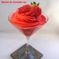 Mousse de chocolate rojo