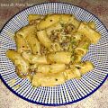 MACARRONES CON BRÓCOLI Y CARNE
