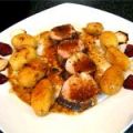 Solomillo con patatas y pétalos de nabo y[...]